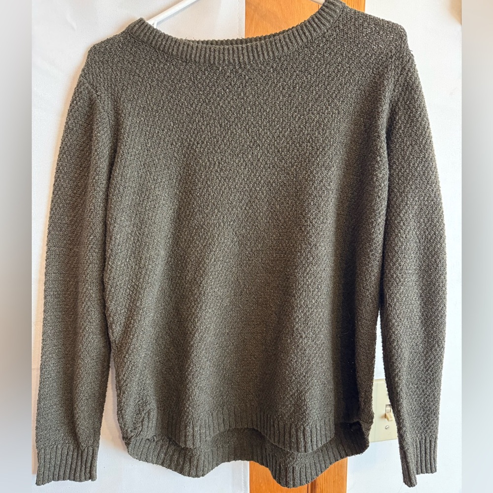 Pink Clover Women’s Textured Green Crewneck Sweater